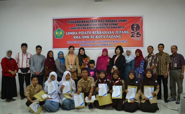 sastra_jepang_universitas_bung_hatta_gelar_lomba_pidato_bahasa_jepang