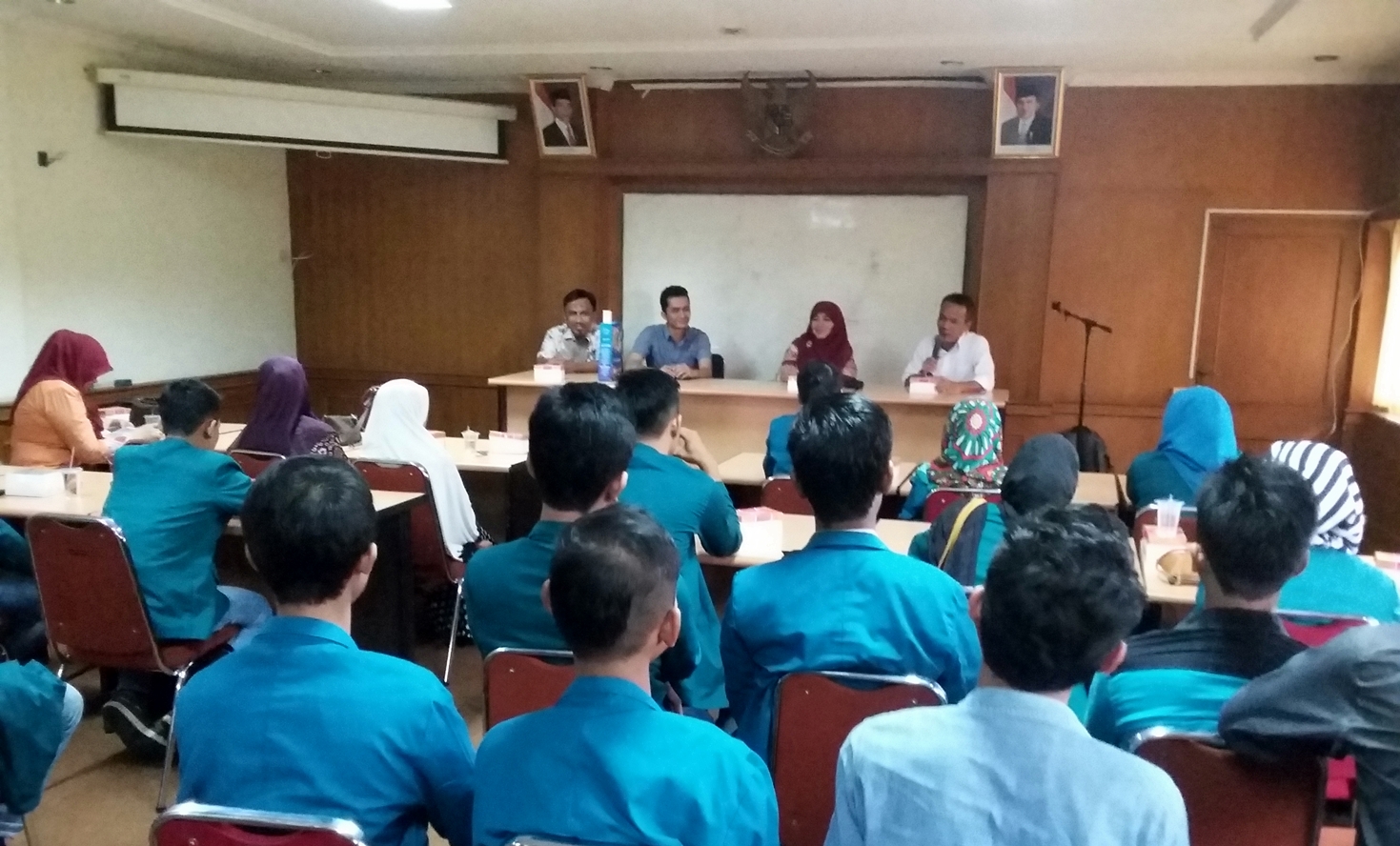Mahasiswa Universitas Muhammadyah Riau Kunjungi Teknik Industri Universitas Bung Hatta
