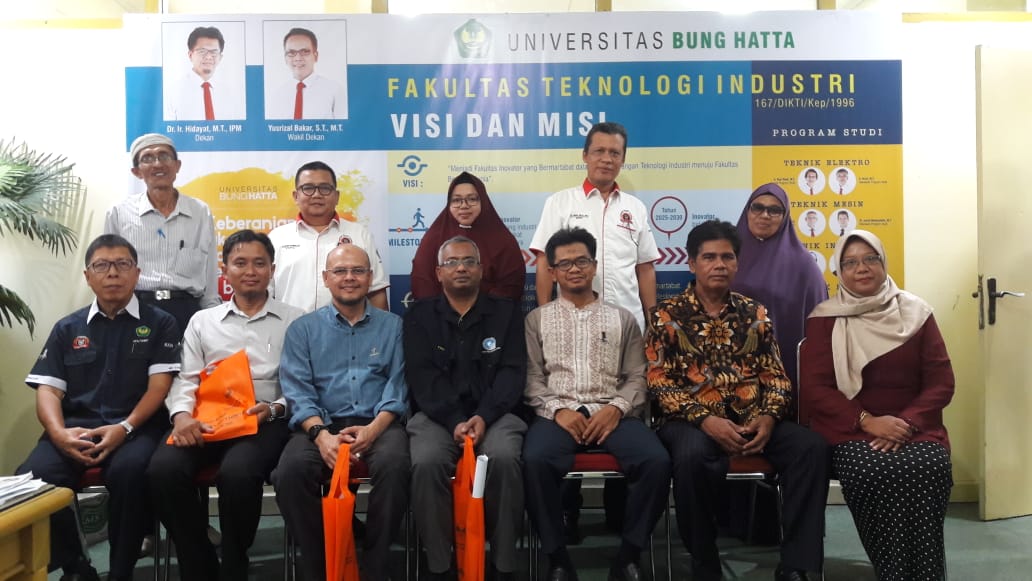 Tiga orang dosen dari Universiti  Malaysia Melaka (UTeM) Kunjungan ke UBH