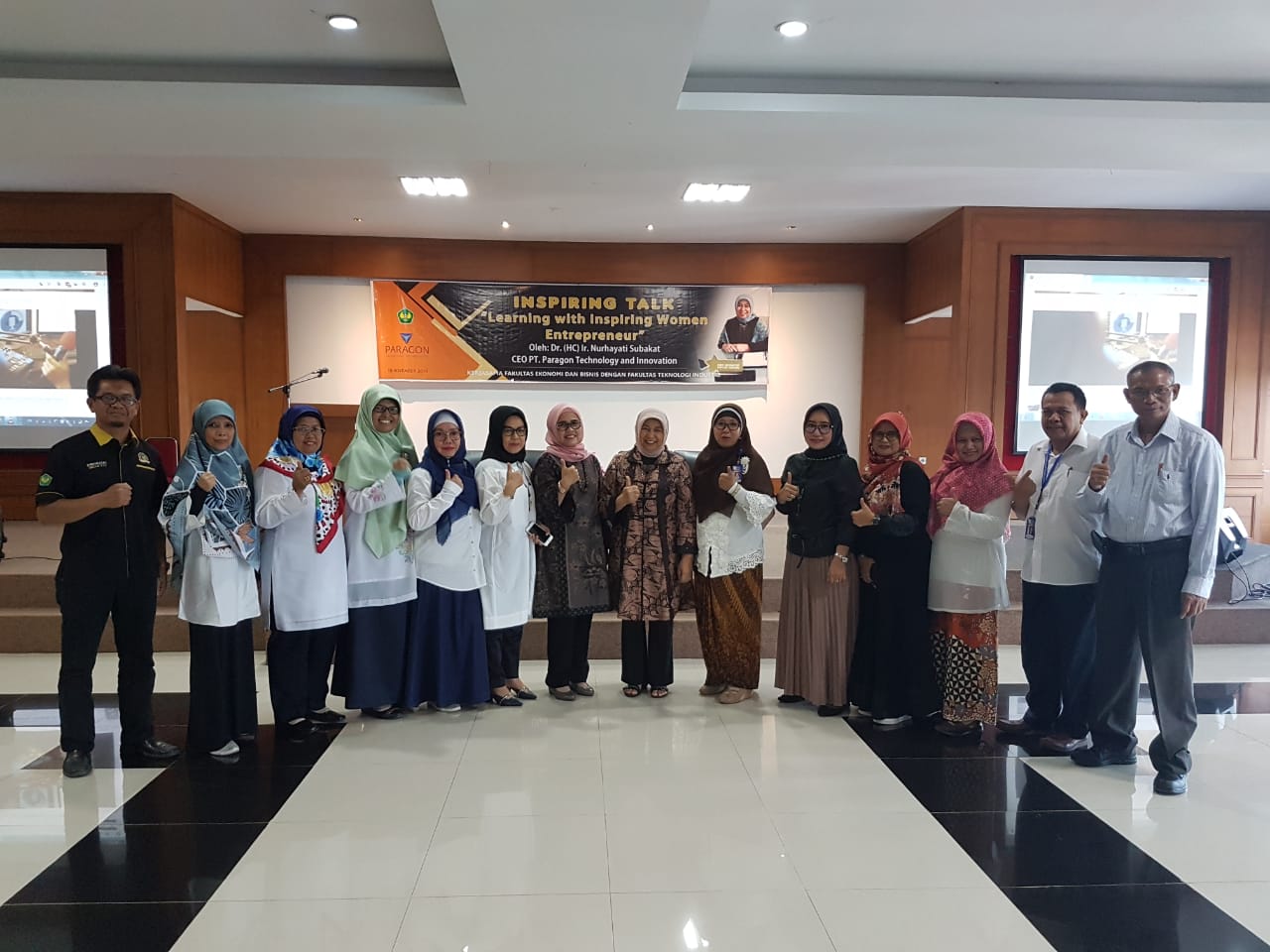 Universitas Bung Hatta  bersama PT Paragon Technology and Inovation Menggelar Bincang Motivasi bersama Nurhayati Subakat