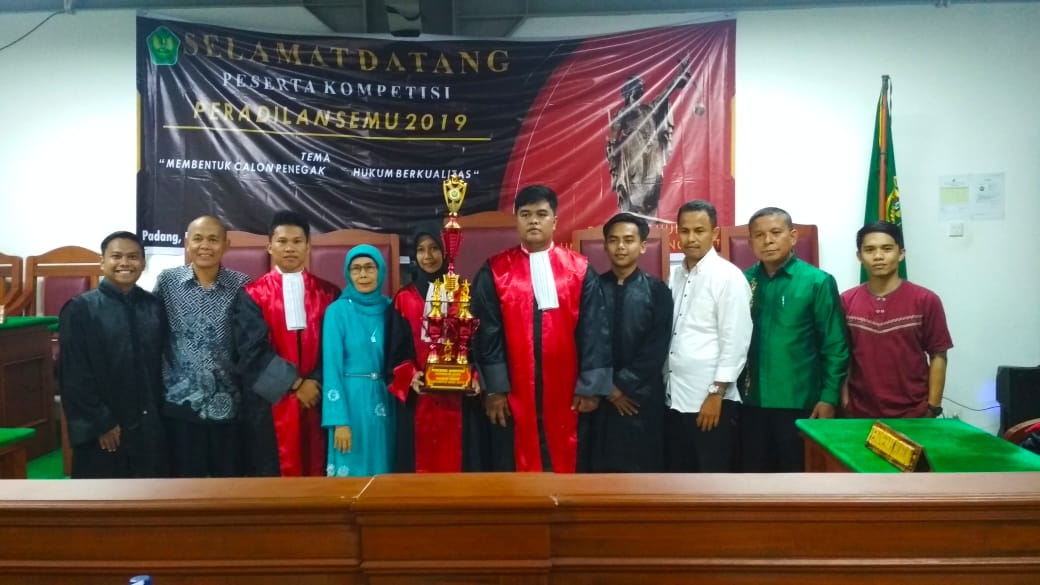 Fakultas Hukum (FH) Universitas Bung Hatta Menggelar Kompetisi Peradilan Semu 2019