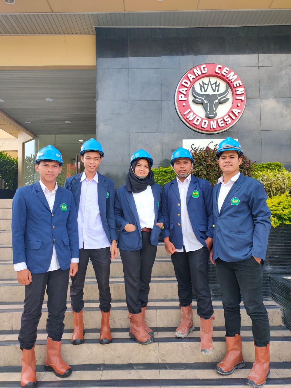 PT Semen Padang Terima 5 Orang Lagi Mahasiswa FTI Universitas Bung Hatta dalam Program Magang Mahasiswa Bersertifikat (PMMB)