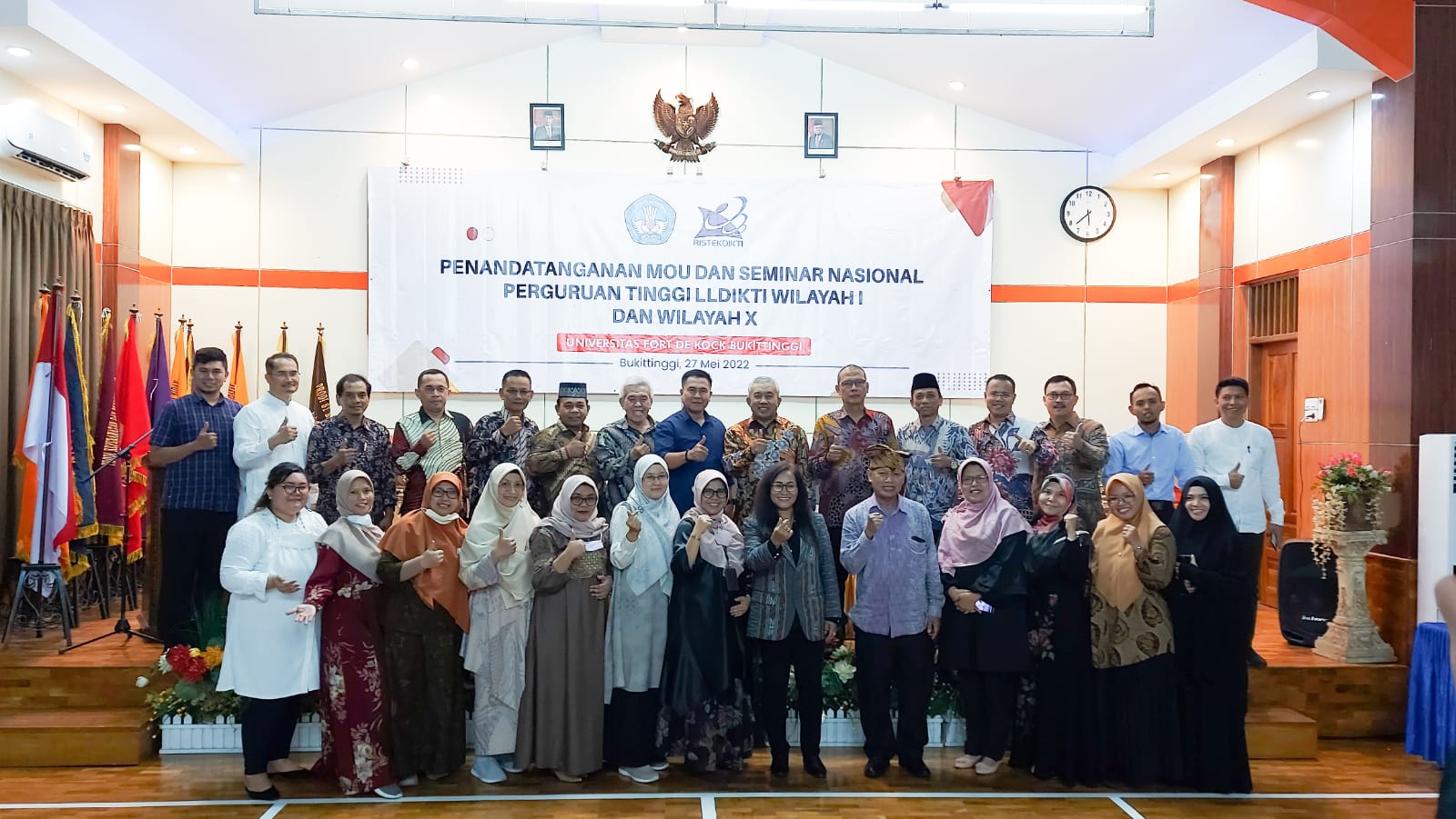 Rektor Universitas Bung Hatta Jadi Narasumber Seminar Nasional Implementasi MBKM