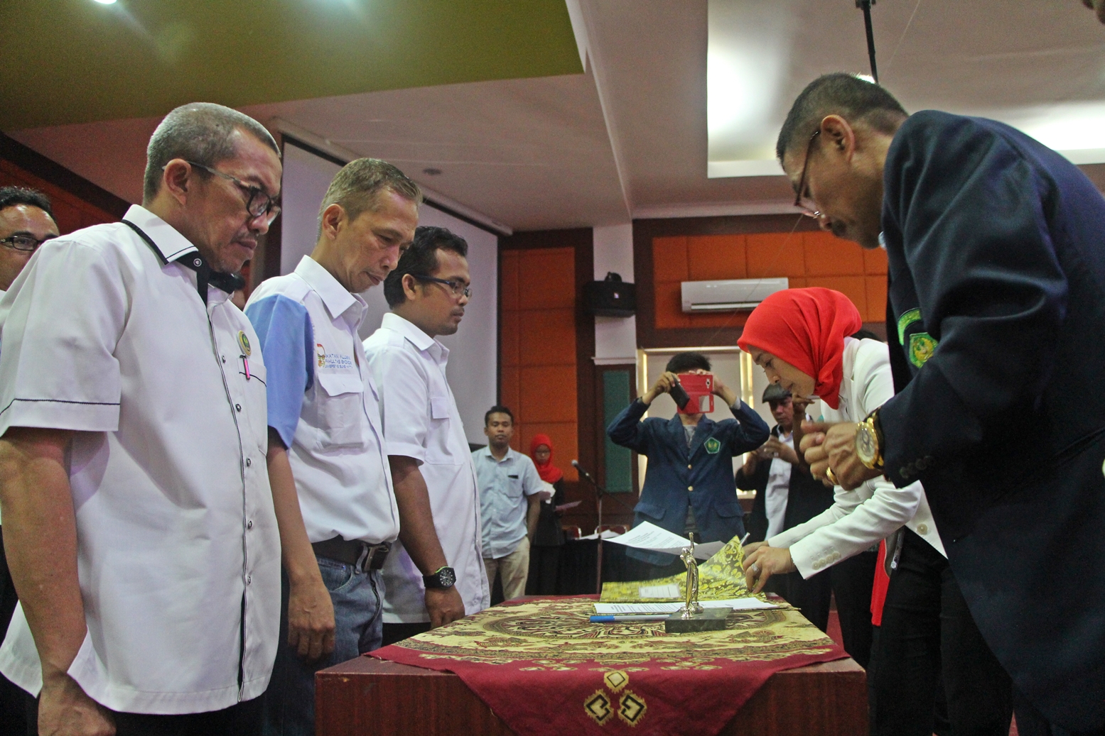 pelantikan_pengurus_alumni_komisariat_fe,_fkip_dan_dpc_dharmasraya