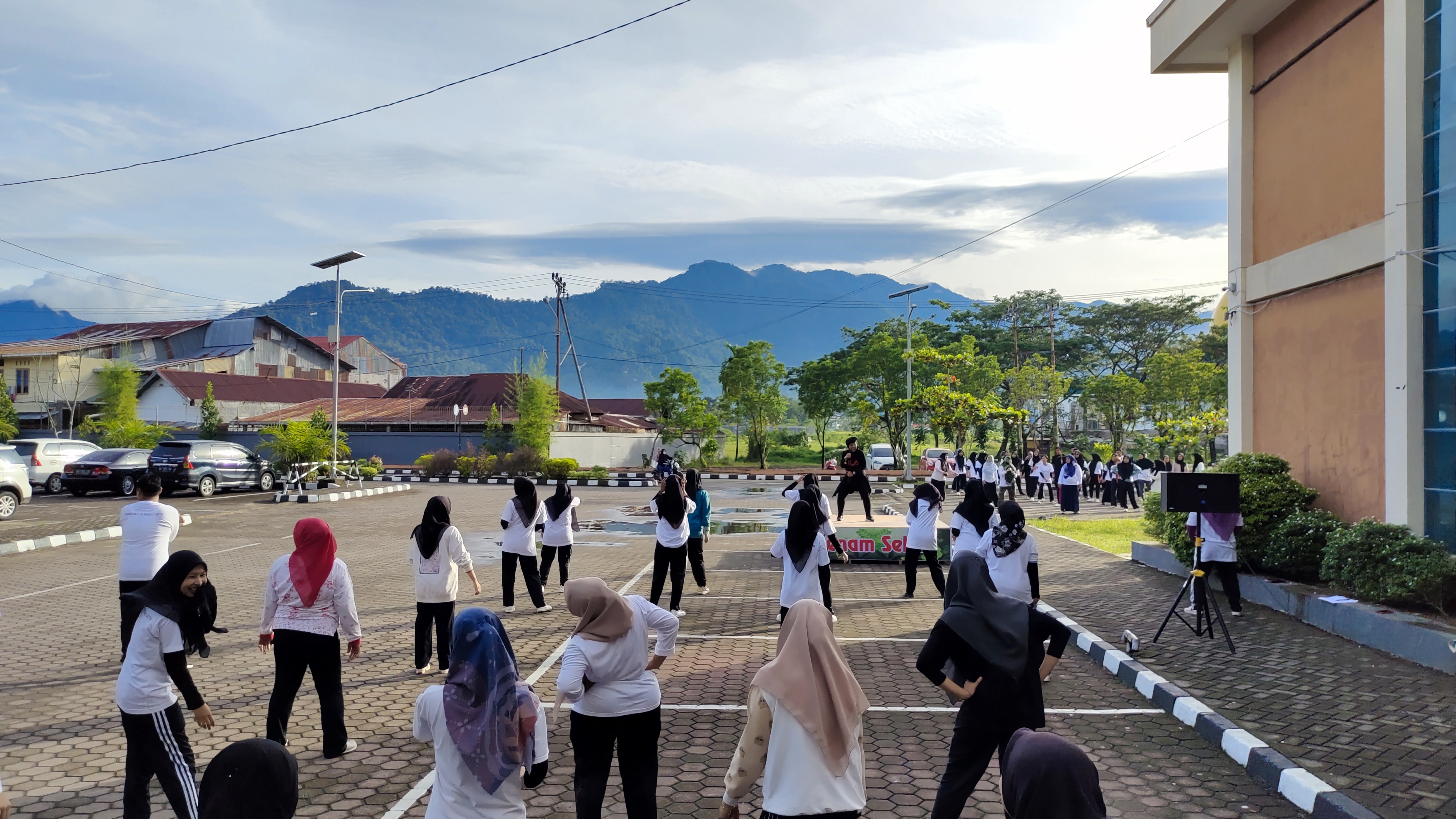 semarak_pekan_kreativitas_mahasiswa_(pkm)_fkip_universitas_bung_hatta