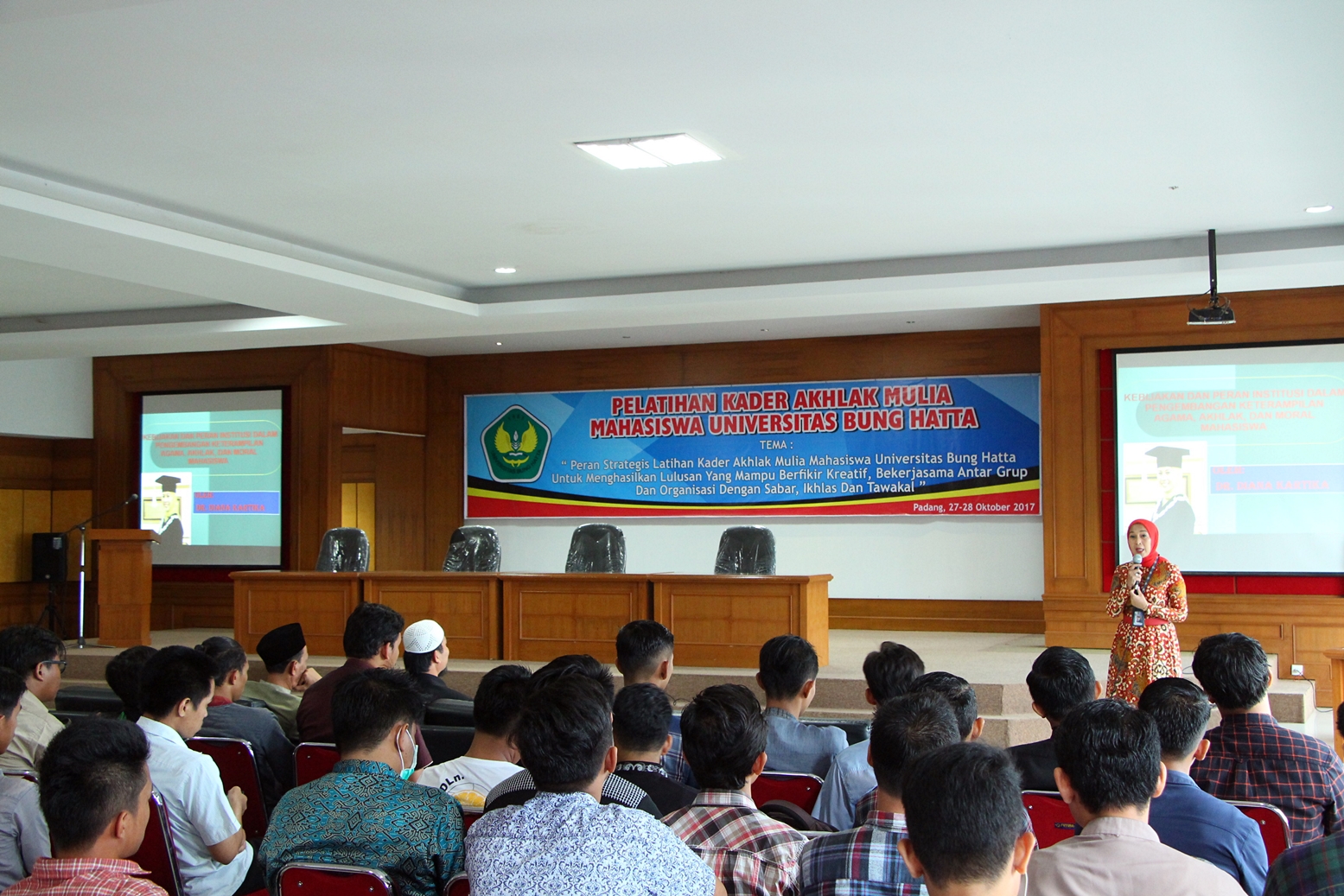 _universitas_bung_hatta_selenggarakan_pelatihan_kader_akhlak_mulia_mahasiswa