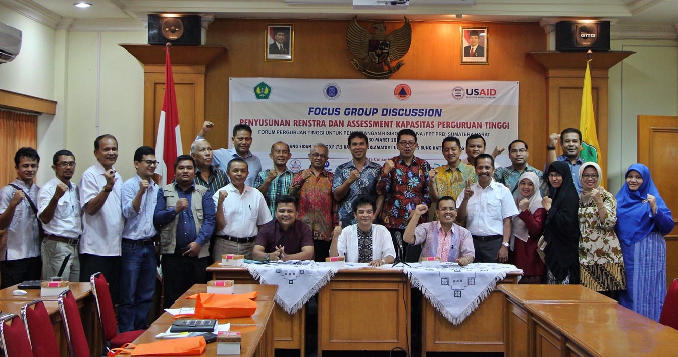 universitas_bung_hatta_adakan_fgd_penyusunan_renstra_dan_asessemen_kapasitas_perguruan_tinggi