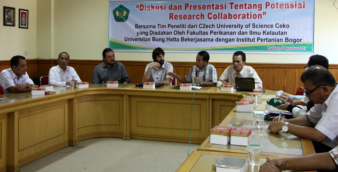 fpik_universitas_bung_hatta_diskusi_kolaborasi_riset_dengan_peneliti_ceko