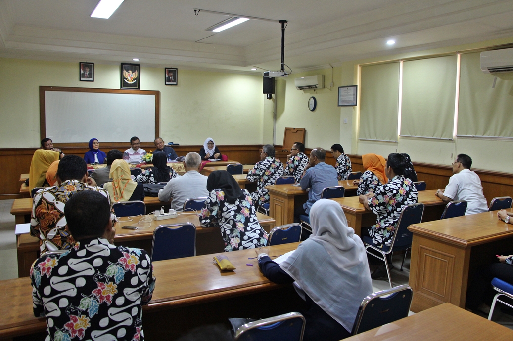 rektor_universitas_bung_hatta_roadshow_kerja_ke_fakultas_dan_pascasarjana