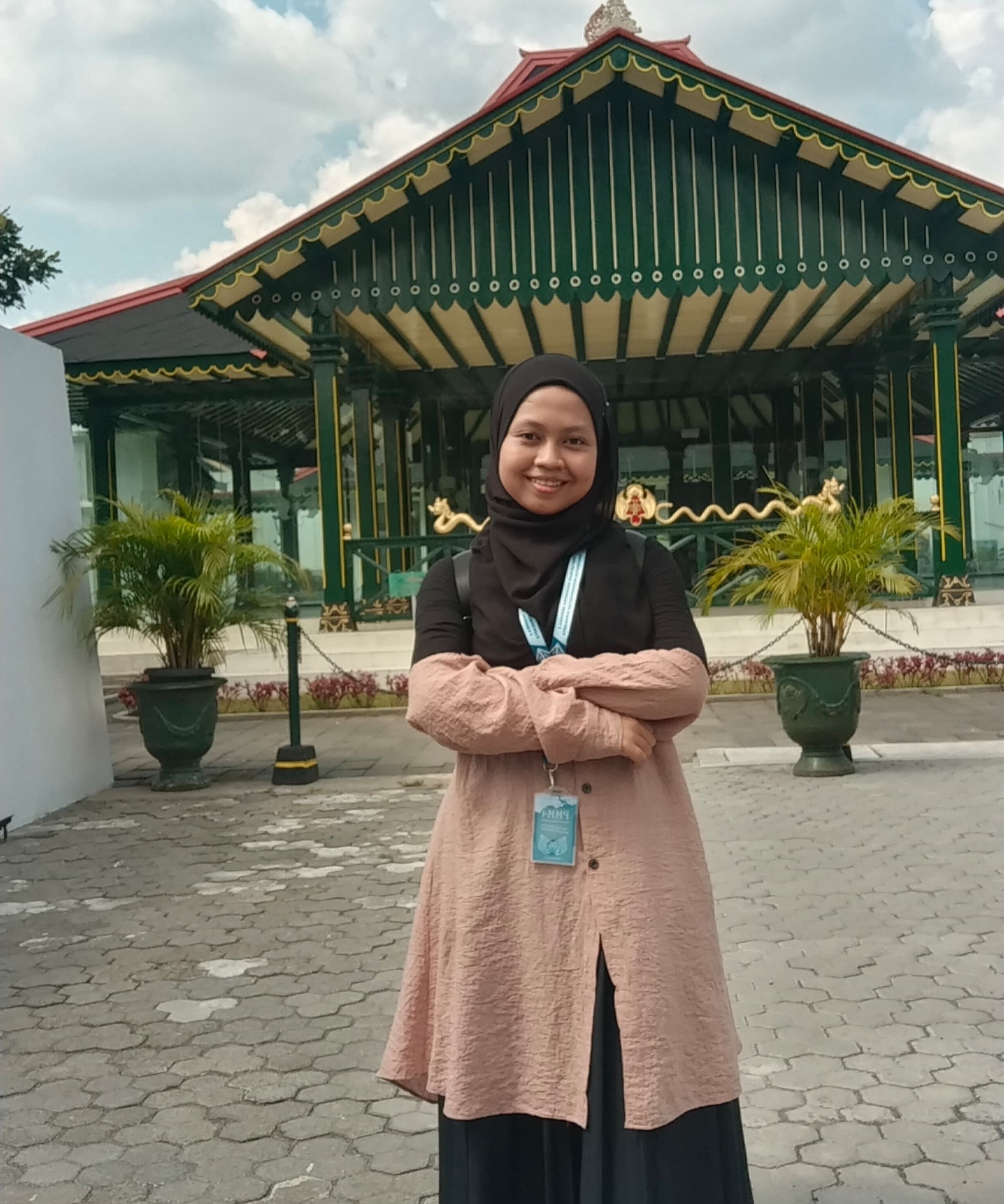 Kesan dan Pesan Hilya Syahira Mahasiswa PGSD-FKIP Universitas Bung Hatta Selama Mengikuti Pertukaran Mahasiswa Merdeka 4 di Unniversitas Muhammadiyah Solo