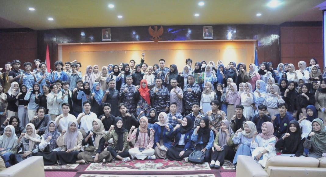 wakil_komandan_lantamal_ii_padang,_motivasi_mahasiswa_universitas_bung_hatta