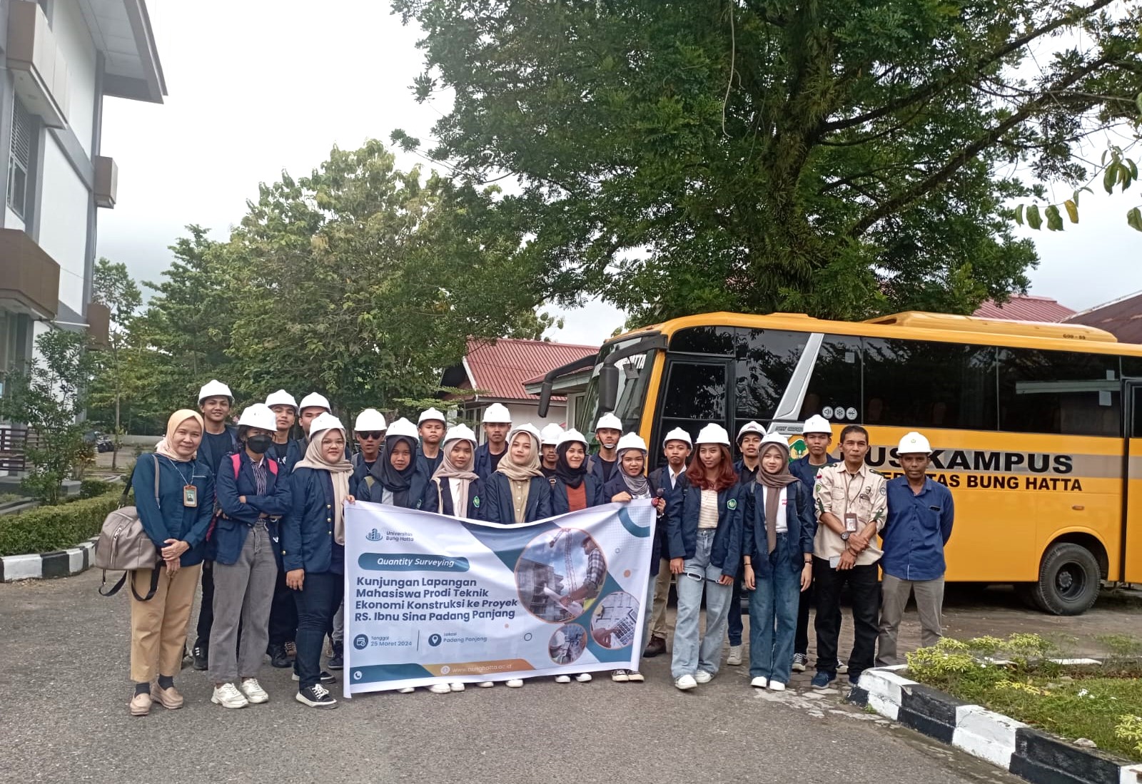 Project Site Visit Kuliah Lapangan Teknologi Konstruksi Program Studi Teknik Ekonomi Konstruksi Universitas Bung Hatta