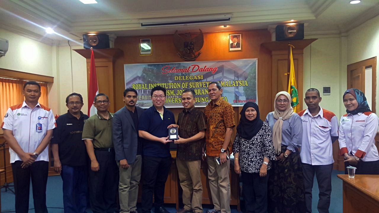 Royal Institution of Surveyors Malaysia Kunjungi Teknik Ekonomi Konstruksi Universitas Bung Hatta