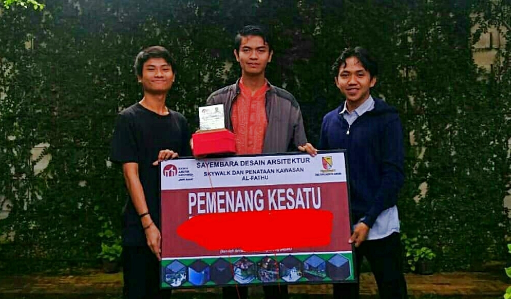 Mahasiswa Teknik Arsitektur Universitas Bung Hatta dan Tim Juara 1 Sayembara di Bandung