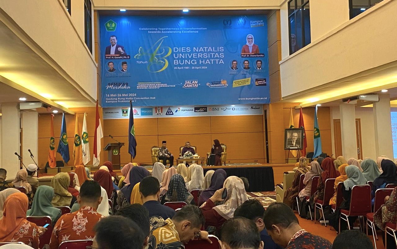 Ratusan Kepala Sekolah dan Guru Bimbingan Konseling Se-Sumatera Barat ikuti Seminar Kurikulum Merdeka di Universitas Bung Hatta
