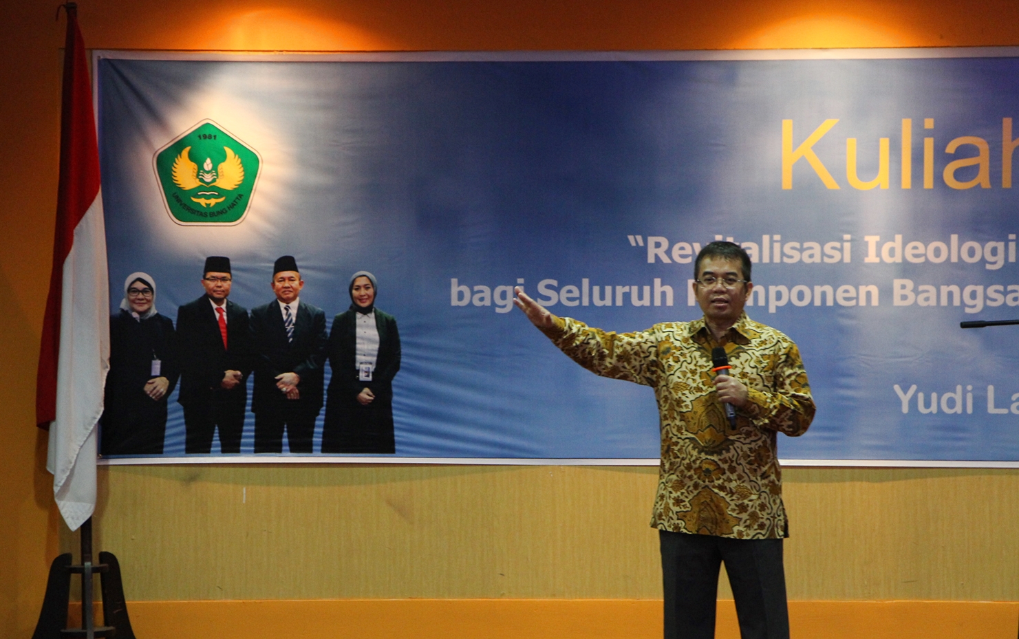 Ketua UKP Pembinaan Ideologi Pancasila Beri Kuliah Umum di Universitas Bung Hatta