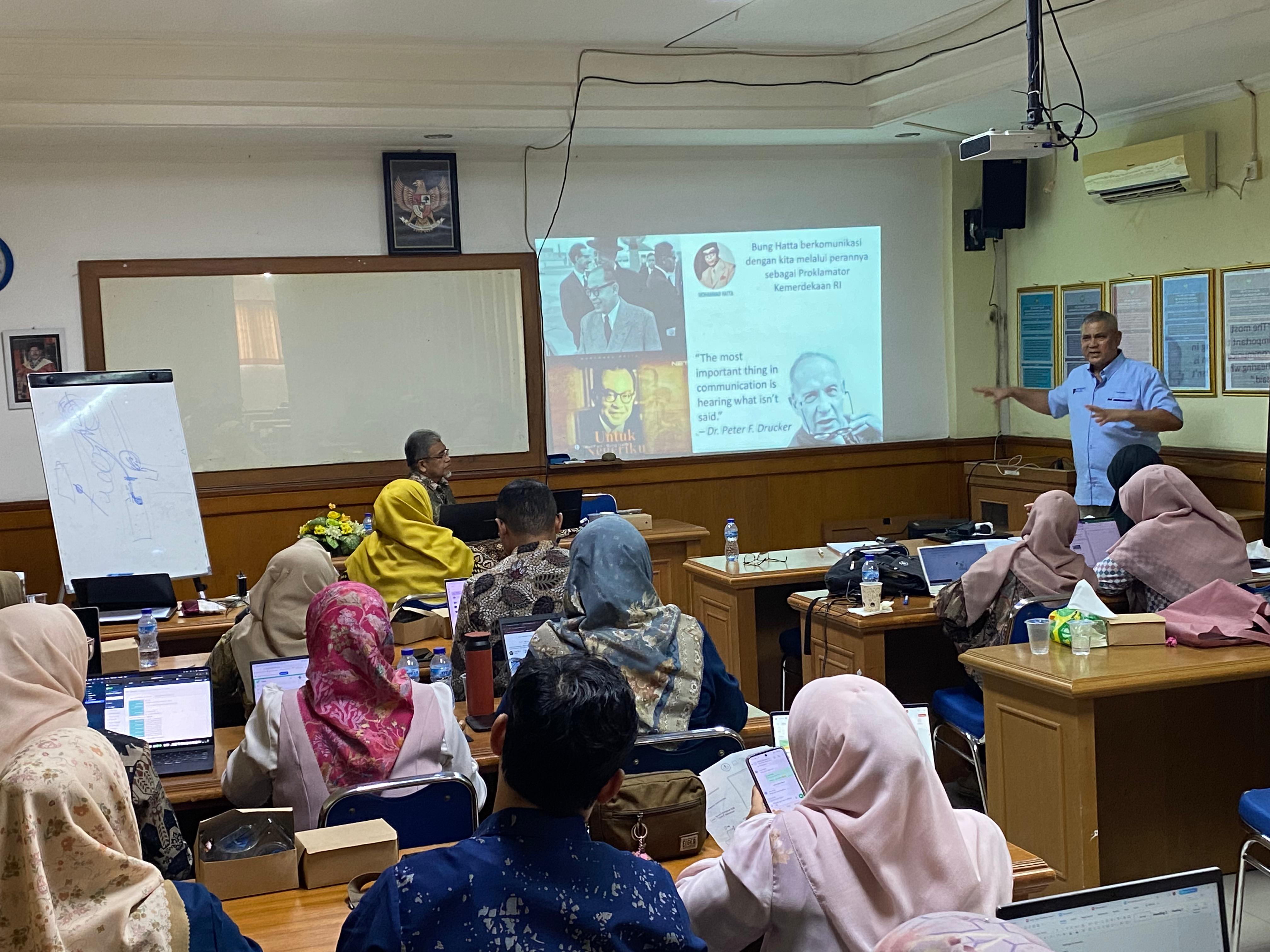 Workshop Soft Skill dan Bedah Buku Bersama Prof. Dr. Mohd Salleh Bin Aman dari University Malaya