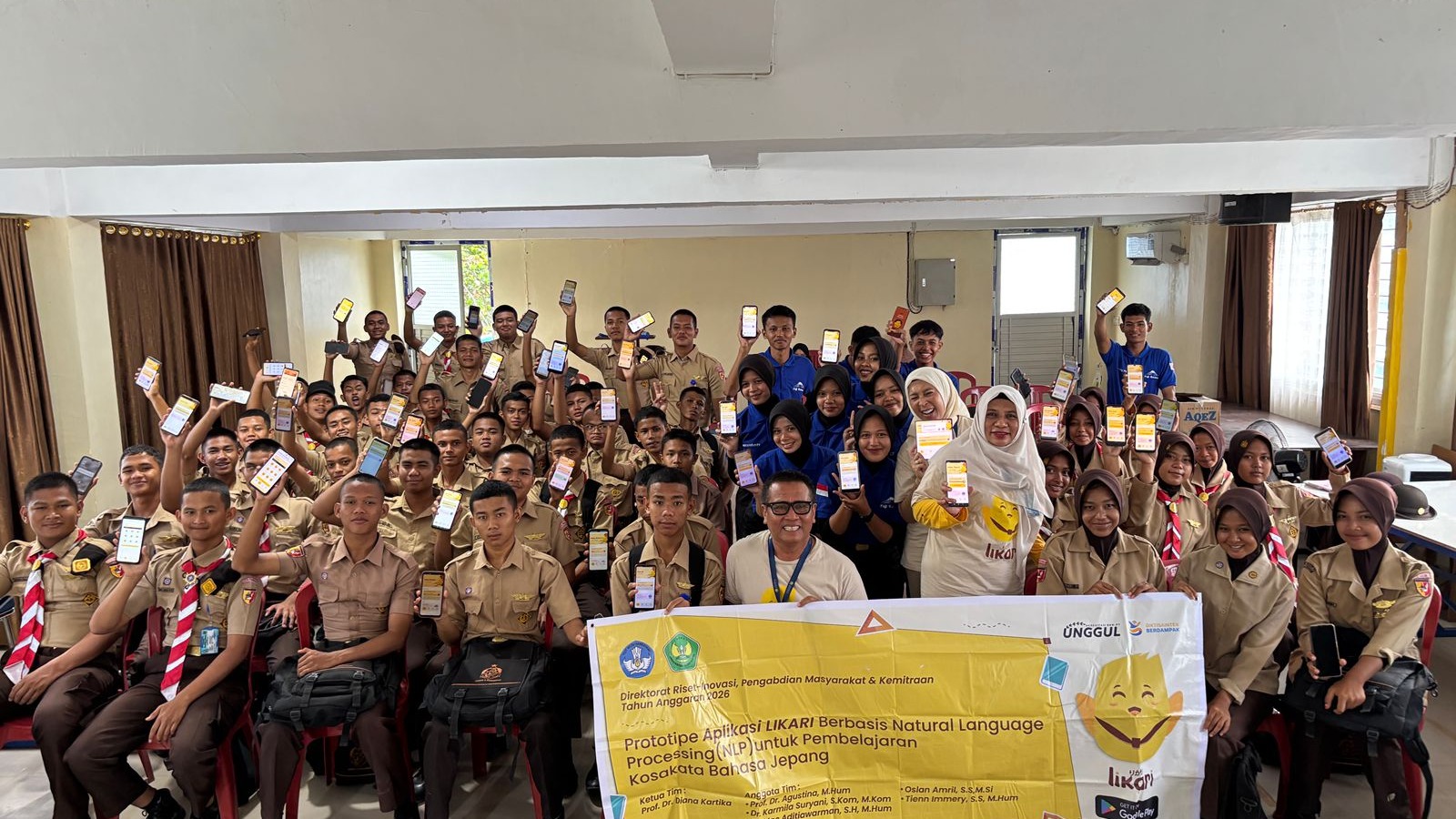 Dosen Universitas Bung Hatta Sosialisasikan Aplikasi Pembelajaran Bahasa Jepang LIKARI dan Uji Kompetensi UKBJ di SMKN 3 Pariaman 