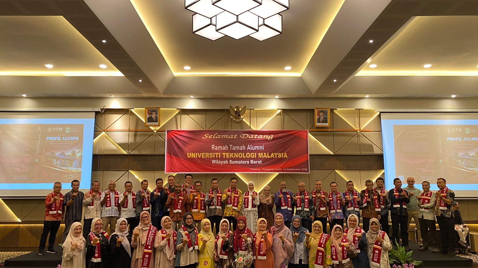 Silaturahmi Alumni UTM Perkuat Jejaring Akademik Universitas Bnug Hatta dan UNP