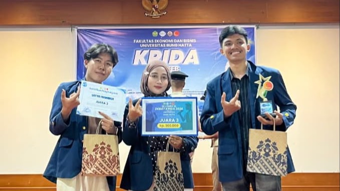 Mahasiswa Manajemen Universitas Bung Hatta Juara 3 Lomba Debat Ekonomi Nasional