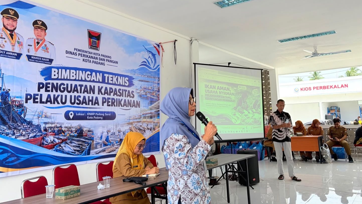 Prof. Dr. Ir. Yusra, M.Si Perkuat Kapasitas Poklahsar di Muaro Anai, Dukung Kampus Berdampak