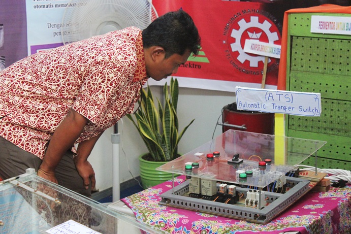 Mahasiswa FTI Lakukan Inovasi Alat ATS Untuk Pengaman Genset