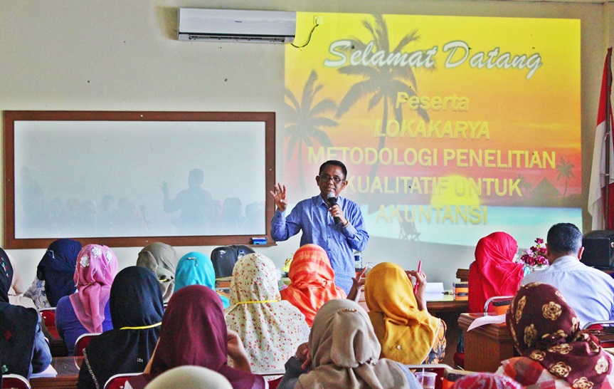 FE UBH dan  Ikantan Akuntan Indonesia Sumbar Beri Pelatihan Metodologi Penelitian