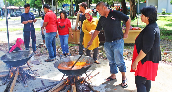 Hari Raya Idul Adha, UBH Potong 5 Ekor Sapi dan 4 Ekor Kambing