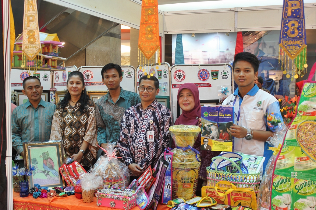 Peringati Hari Lingkungan Hidup, UBH Ikuti Pameran