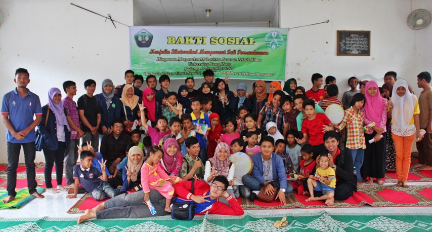 Mahasiswa Teknik Kimia UBH Gelar Bakti Sosial