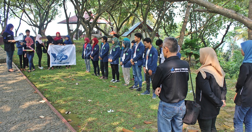 17 Wartawan Baru UKM Wawasan Proklamator Resmi Dilantik di Alam Terbuka