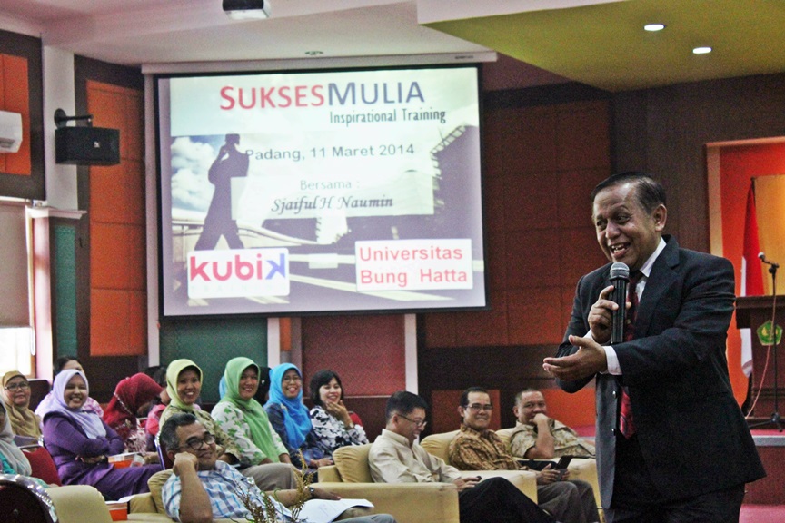 Dosen dan Karyawan UBH Ikuti Training Sukses Mulia