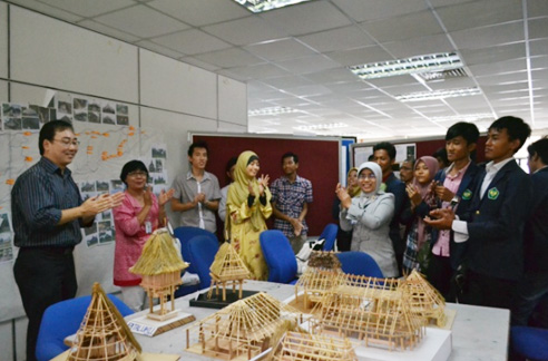 Mahasiswa Teknik Arsitektur UBH, Jelajahi Arsitektur Modern Malaysia