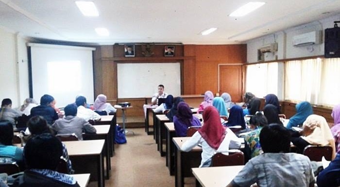 Bapedalda Sumatra Barat Berikan Kuliah Mahasiswa Teknik Kimia UBH