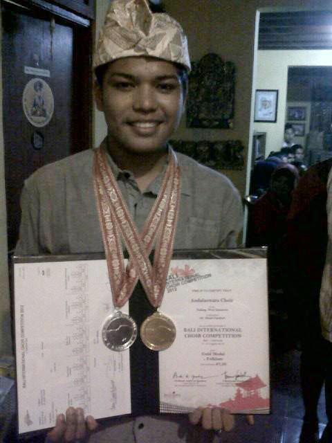 Benediktus, Anggota Bung Hatta Voice Wakili Sumbar Menyanyi di Istana