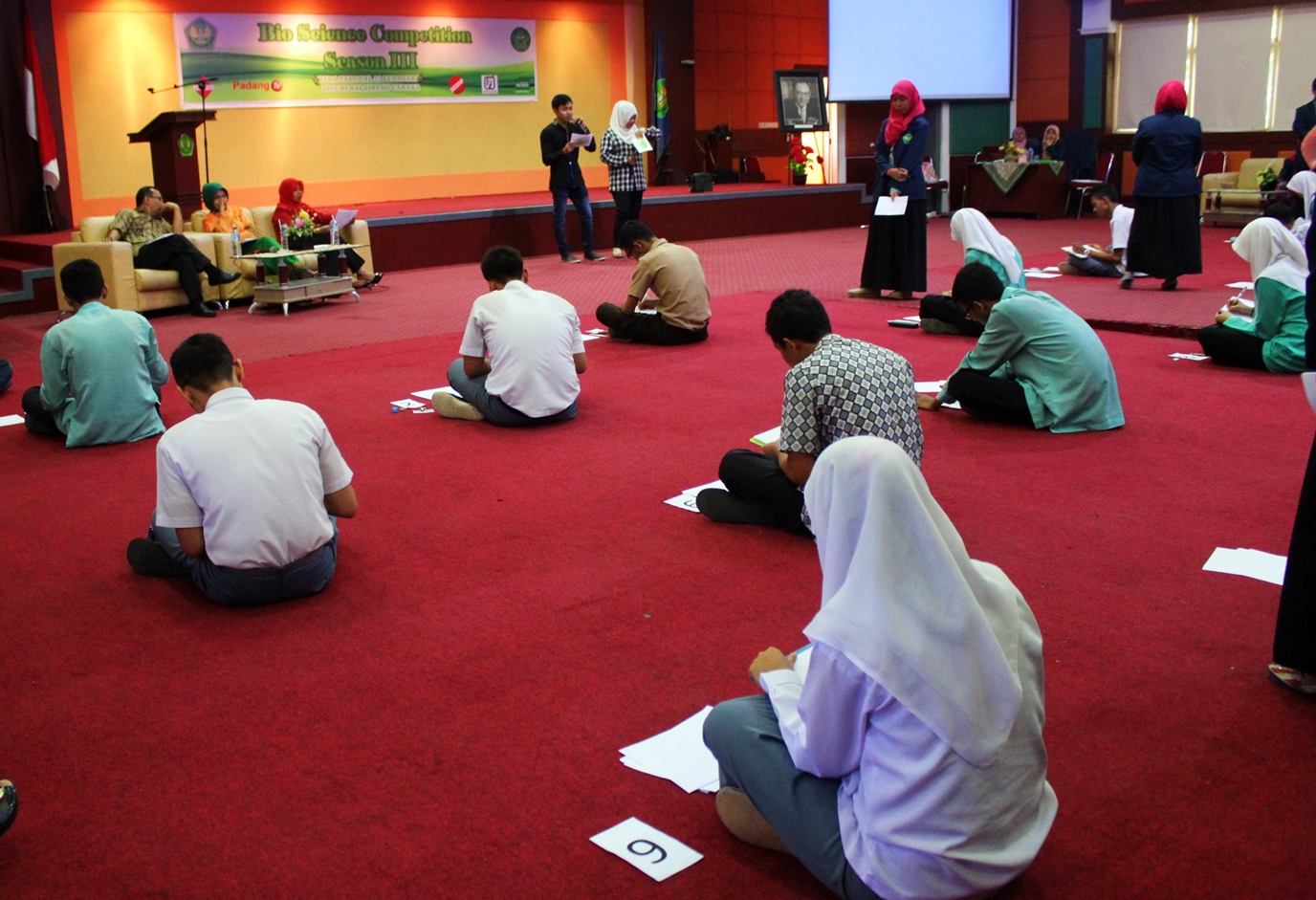 SMAN 1 Kota Solok Juarai Bio Scince Competition 2015 PBIO UBH