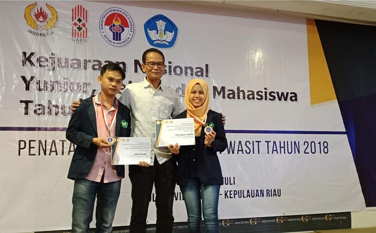 Universitas Bung Hatta Raih Mendali Emas dalam Kejuaraan Nasional Bridge di Kepri