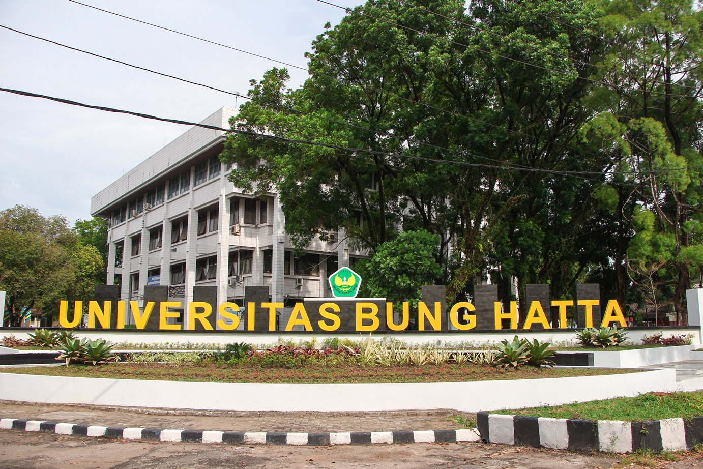 Universitas Bung Hatta Raih Predikat Baik pada Penilaian SIMKATMAWA 2025