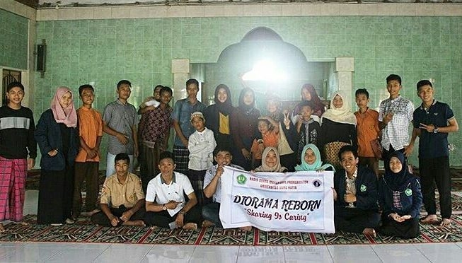 UKM Diorama Proklamator Universitas Bung Hatta Berbagi Dengan Panti Asuhan