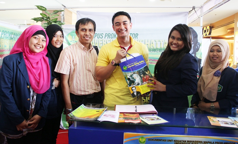 Campus Expo 2014: Pengunjung Tertarik Masuk UBH