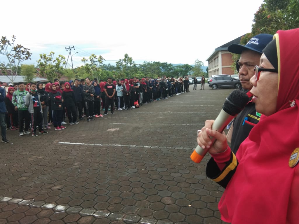 Mahasiswa Fakultas Ekonomi UBH Bakti Sosial ke Talang Babungo, Solok