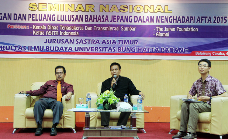 Sastra Jepang Gelar Seminar Nasional : Tantangan Lulusan Sastra Jepang Hadapi AFTA 2015