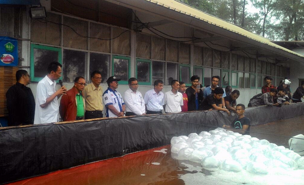 FPIK Universitas Bung Hatta Miliki Laboraotrium Keahlian Tambak Udang