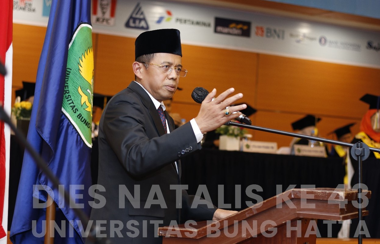 Ketua Badan Pembina Yayasan Pendidikan Bung Hatta Prof.Ganefri : Perlu Terobosan Baru Untuk Meningkatkan Keinginan Kuliah