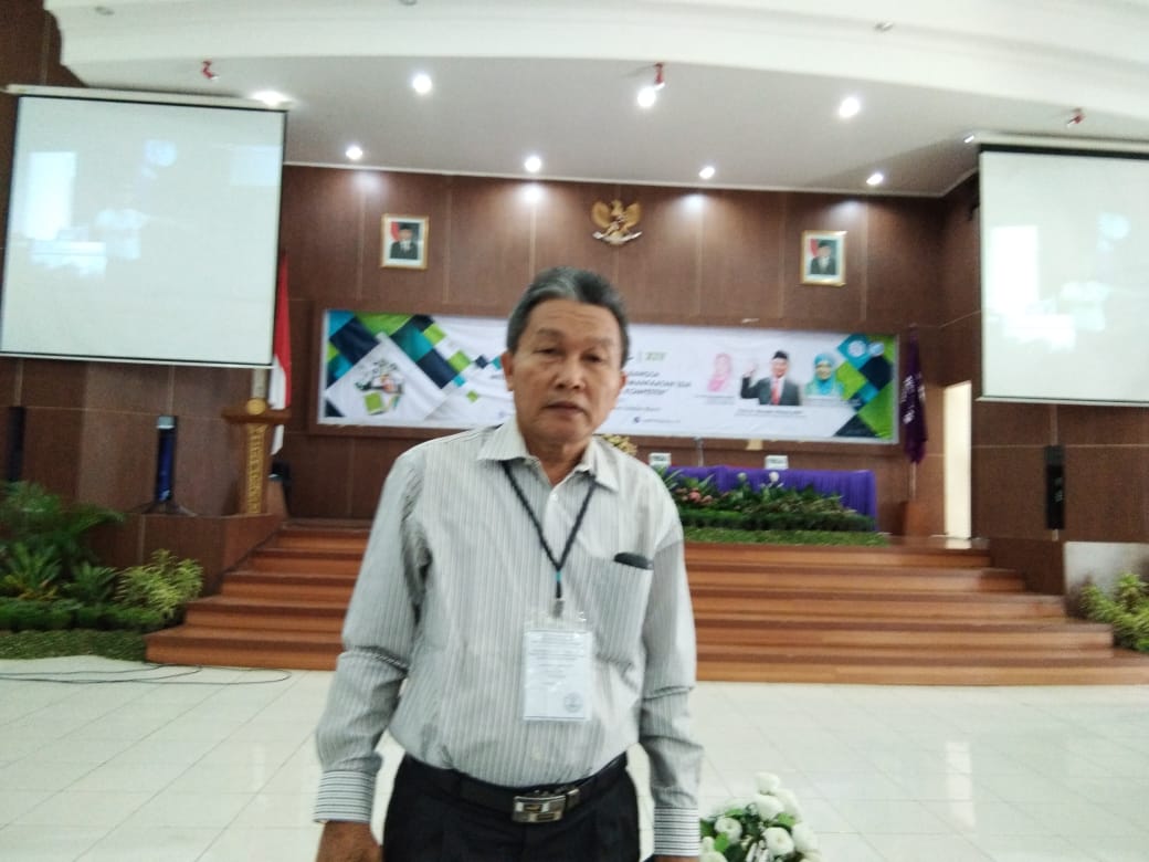 Dosen Berprestasi Tingkat Lembaga Layanan Pendidikan Tinggi (LLDIKTI)