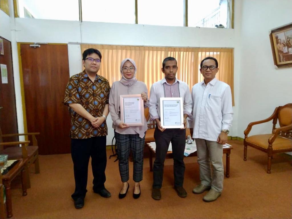 Dosen Prodi Teknik Ekonomi Konstruksi Suskes Meraih Emerald Literati Award 2019