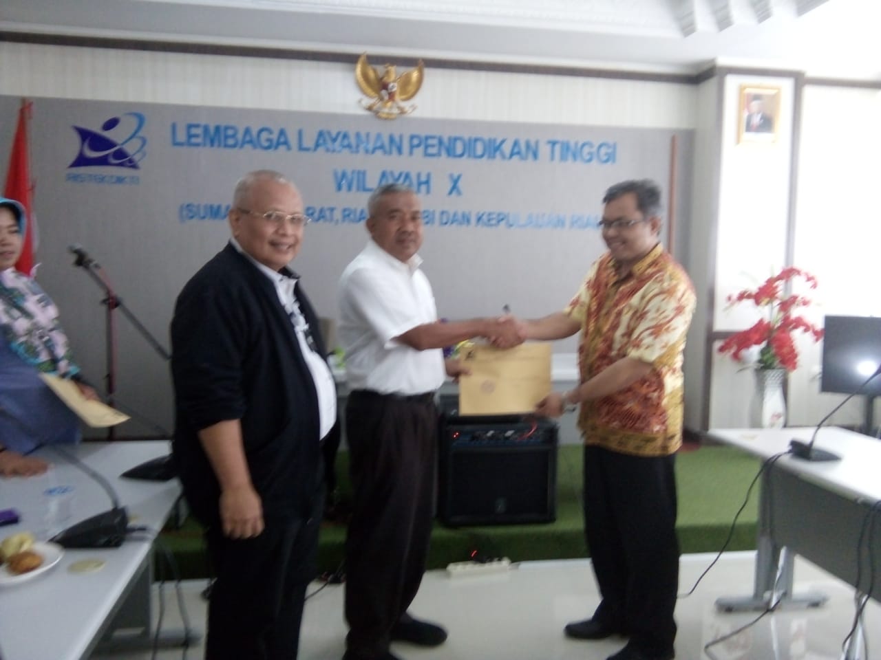 Pjs. Rektor, Dr. Hendra Suherman, M.T., Terima Penyampaian Salinan Menristekdikti tentang Prodi TRPPBS di FTSP