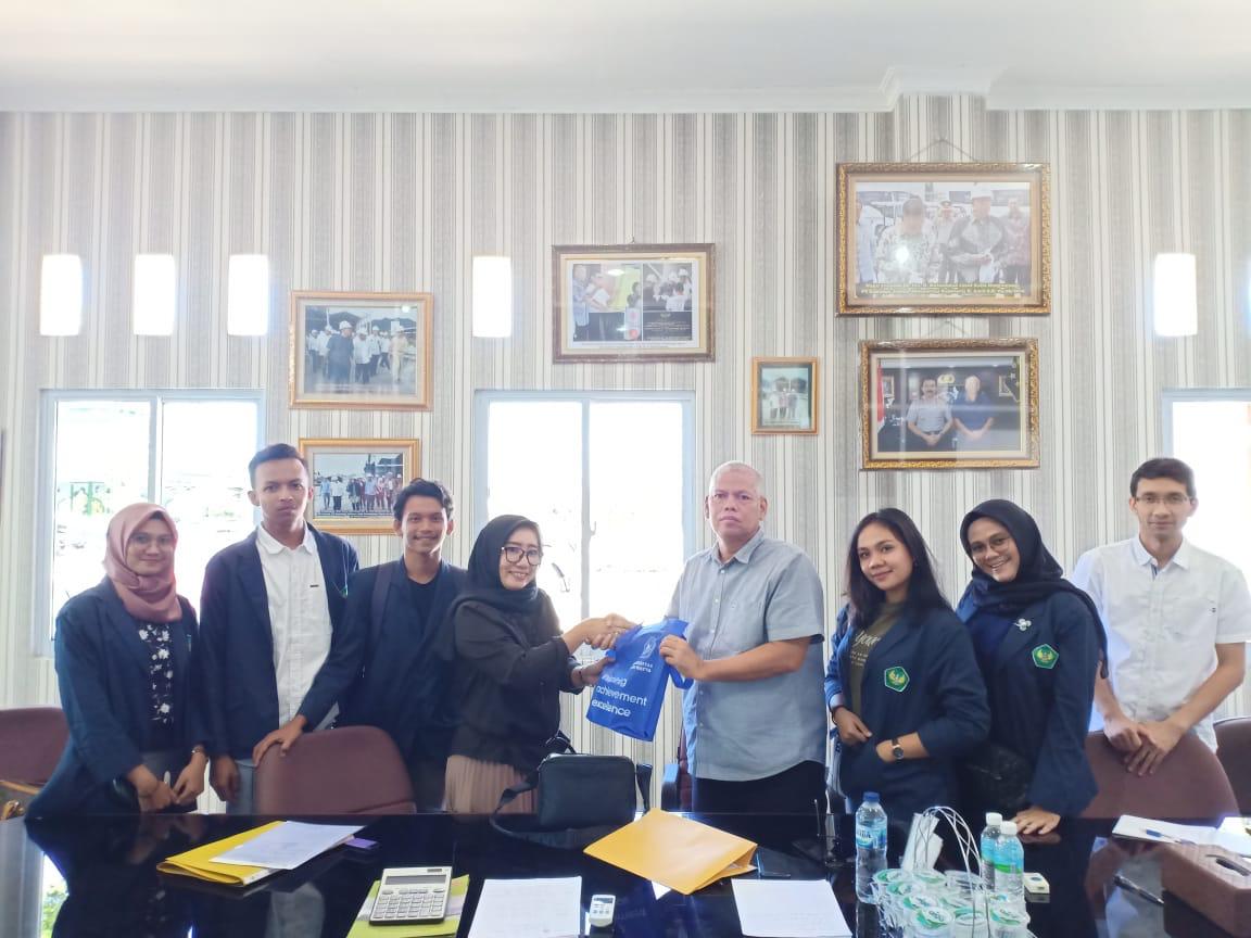 Mahasiswa Prodi Manajemen FEB  Field Trip ke PT Kunango Jantan