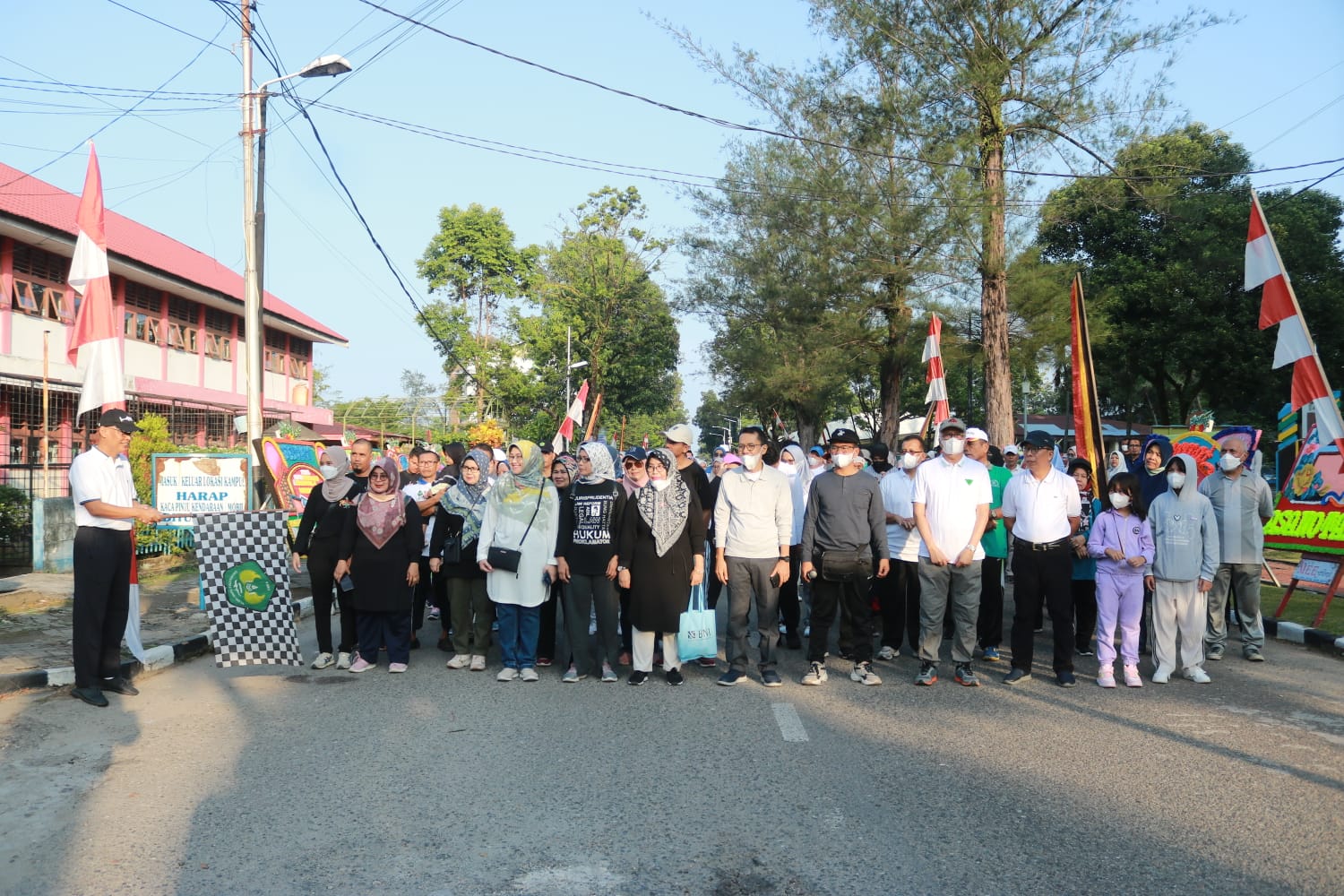 Semarak, Dies Natalis ke-41 Universitas Bung Hatta Banjir Hadiah