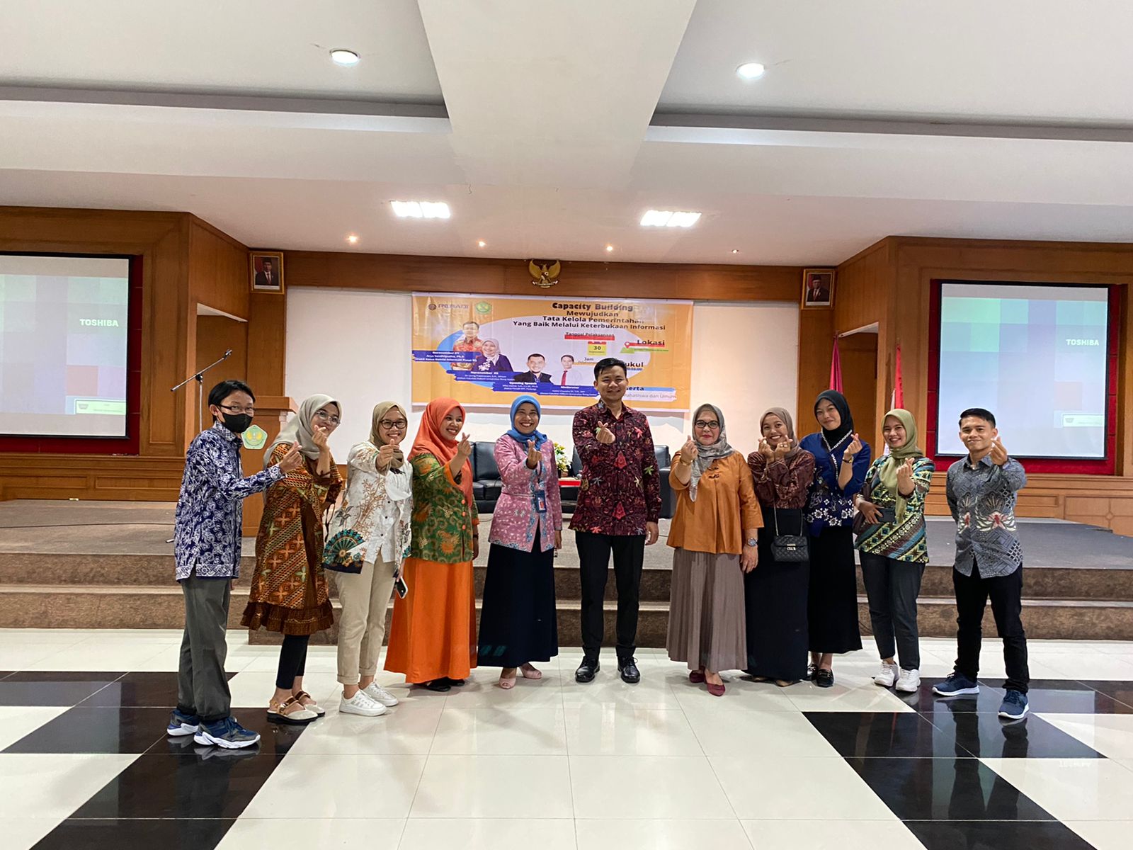 FH Universitas Bung Hatta bersama Peradi DPC Padang Selenggarakan Seminar dan Capacity Building